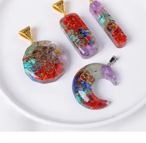 pendentif orgone pierre concassée 7 chakras résine cristal semi-précieux collier bijoux gros