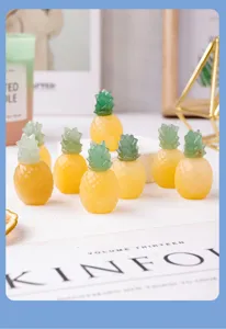 Natural crystal aventurine golden frozen stone pineapple carving decoration detail