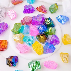 Galvanisierte Natürliche Bergkristall Rohsteine Bunte Kristall Aromatherapie Diffusor Steine Für Zuhause Aquarium Büro Dekor