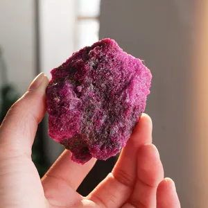 Natürlicher Rubin Rohstein Roter Korund Mineralspezimen Kristall Handwerk Aquarium Dekor Diffusor