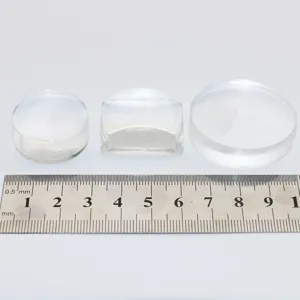 Testa di timbro in silicone trasparente per il trasferimento di motivi e strumenti per manicure.