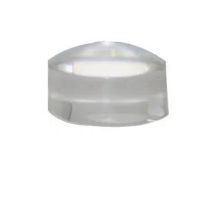 Vista dettagliata della testina per timbro unghie in silicone trasparente per nail art.