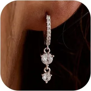 Elegante silberfarbene Ohrringe mit Zirkonia Steinen, Doppelanhänger Design für Damen.