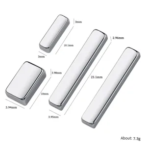 Set di strumenti per magnete occhio di gatto per unghie con bastoncini magnetici forti.