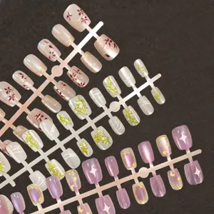 Cheiropoiita Technita Nychia Epichrysomeno Mati tis Gastas Psevda Nychia Tetragono Set Nail Art Gia Gynaikes