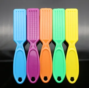 Nail dust brush set colorful plastic cleaning tool for manicure salon home use daily care