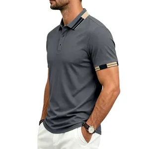 Vista detallada polo de golf manga corta hombre, ropa deportiva casual con cuello.