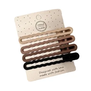 Minimal set apo mat kantes mallion gia gynakes, stylish accessories hair clips design