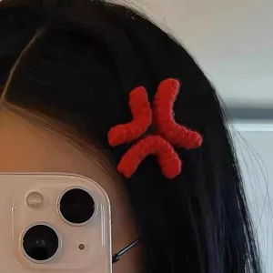 Plush anger symbol hair clip red knitted side bangs barrette cute funny hair accessory
