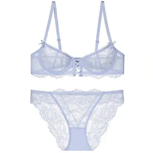 Hellblauer französischer ultrafeiner Spitzen-BH- und Höschen-Set, sexy transparente Wäsche.