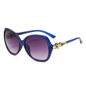 Women fashion gradient sunglasses with rhinestone gold temple details for daily outdoor wear.