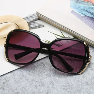 Elegant Polycarbonate Women Sunglasses Camellia Floral Design UV400 Protection Gradient Lens Round Oversized Frame Fashion Eyewear