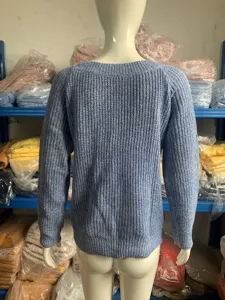 Women's solid color long sleeve crew neck knit sweater pullover casual base top.