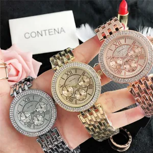 Reloj de cuarzo de lujo con pedreria gran esfera y correa metalica para moda femenina.