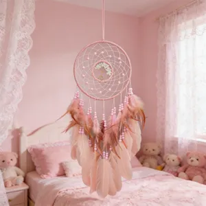 Attrape-reves rose en plumes suspension murale pierre de cristal carillon fait main deco
