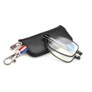 Draagbare opvouwbare leesbril met metalen montuur en etui voor helder zicht overdag.