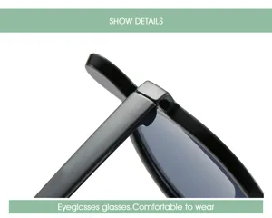 Vista detallada de la bisagra y la montura de estas elegantes gafas de sol de color negro.