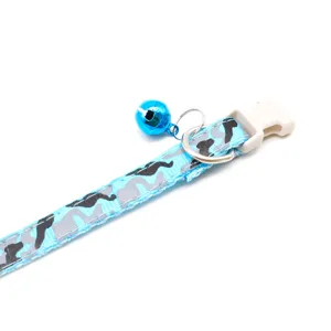 Adjustable 1cm camouflage pet collar with bell and buckle for dogs and cats main view.