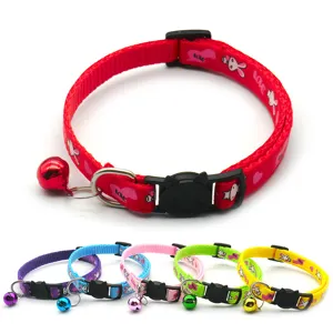 Süßes Katzenhalsband mit Glocke, Nylon Haustier Halsband, bunte Kätzchen Zubehör.