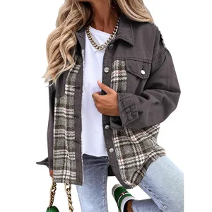 Veste en jean patchwork à carreaux pour femme, manteau décontracté à manches longues et boutons.