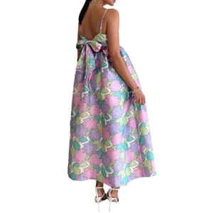 Robe longue à bretelles spaghetti et dos nu à fleurs avec nœud pour femmes, élégante tenue d'été.