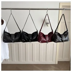 Borsa a tracolla rétro in pelle da donna, elegante borsa vintage con fibbia in metallo.