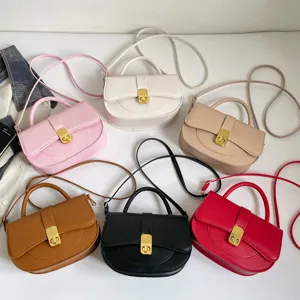 Elegante borsa a sella minimalista con chiusura retrò, chic borsa a tracolla da donna.