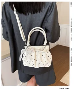 Borsa a mano plissettata a pois stile coreano da donna, borsa a tracolla con fiocco perla.