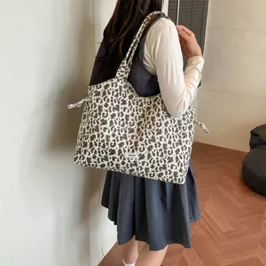 Korean style leopard print canvas tote bag, casual shoulder bag for daily commuting women.