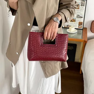 Elegante borsa a mano da donna in pelle intrecciata rosso vino pochette con manico borsa