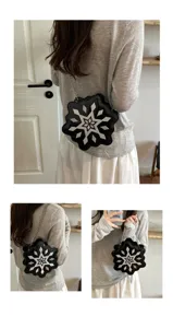 Stylish creative snowflake chain shoulder crossbody bag for women, trendy design.