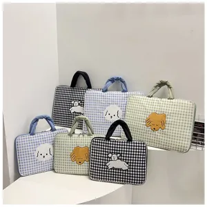 Borsa per laptop a quadri con simpatico ricamo di cucciolo, custodia portatile per 14 pollici.