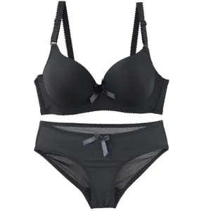 Black seamless smooth push up bra and panty lingerie set detailed view, comfortable daily wear.