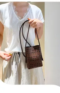 Sac à bandoulière miniature en cuir tressé élégant pour femmes petit sac marron