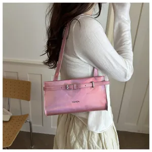 Stylish holographic pink shoulder bag, chic underarm bag for women, trendy summer daily accessory.