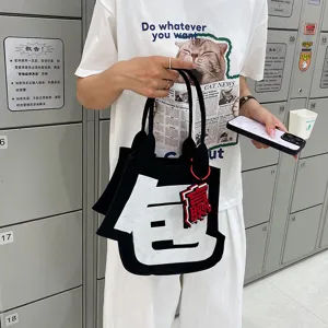Black felt tote bag with creative Chinese character design, lightweight and stylish daily use.