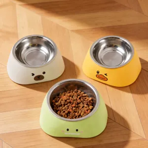 Mignonne gamelle pour animaux en acier inoxydable avec design incline pour chats.