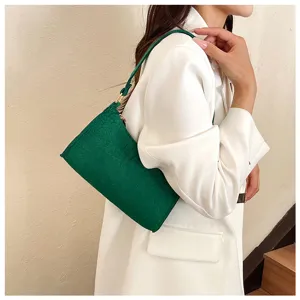 Grüne Schultertasche mit Kroko-Prägung für Damen, modische Nische-Design Achseltasche.