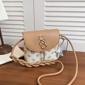 Retro Monogram Crossbody Bag For Women PU Leather Chic Shoulder Bag Minimalist Flap Bag With Tassel Design Fashion Handbag