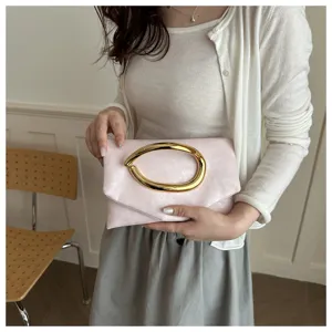 Damen rosa Clutch Tasche mit einzigartigem Gold Ring Griff schicke Designer Mode Sommertasche