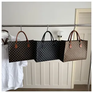 Elegante borsa tote con monogramma da donna, grande borsa a spalla in pelle PU quotidiana.