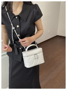 Sac à bandoulière matelassé blanc chaîne élégante trousse de maquillage mode été
