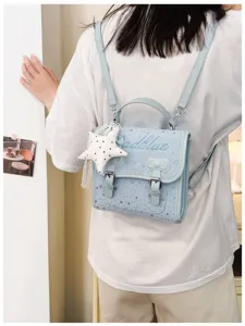 Zaino carino azzurro chiaro con ricamo di stelle per donne moda casual quotidiana.