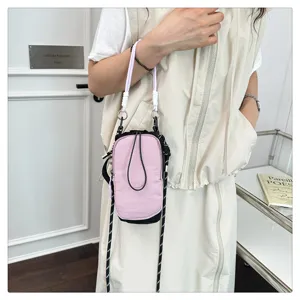 Stylische rosa schwarze Umhängetasche Handy Tasche für Outdoor Streetwear und Alltag