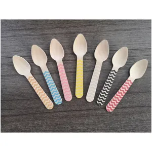 Disposable wooden spoons with colorful chevron patterns, 16cm eco-friendly party tableware.