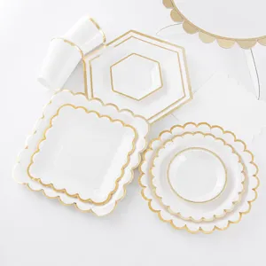 Wegwerp Papieren Servies Set Goudfolie Golvende Rand Borden Bekers Servetten Voor Picknick Feest Camping