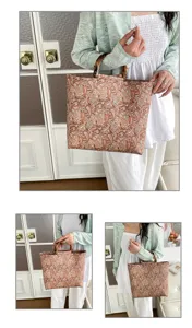 Élégant sac cabas floral avec anses en bambou, grand sac à main pratique pour femmes.