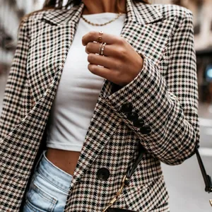 Women vintage plaid blazer autumn new casual retro suit jacket chic outerwear for daily wear.