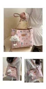 Schicke rosa Blumen Schmetterling Tote Bag mit Kettengurt und niedlichem Wolken Anhänger Damen