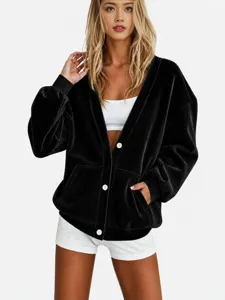 Dames zwarte fluwelen V-hals losse cardigan jas met witte knopen voor herfst en winter.